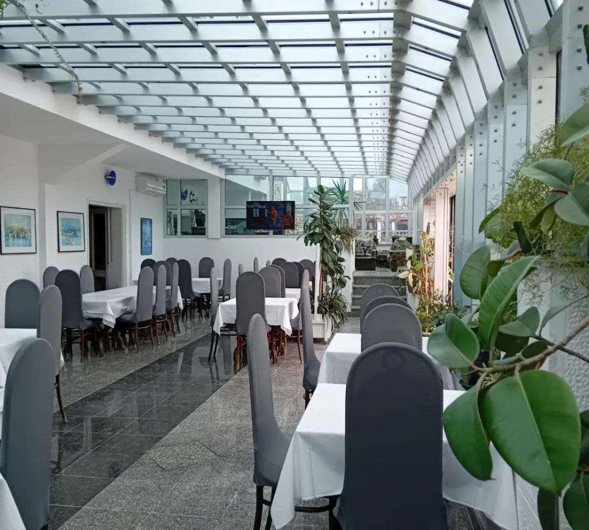 פג Hotel Biser