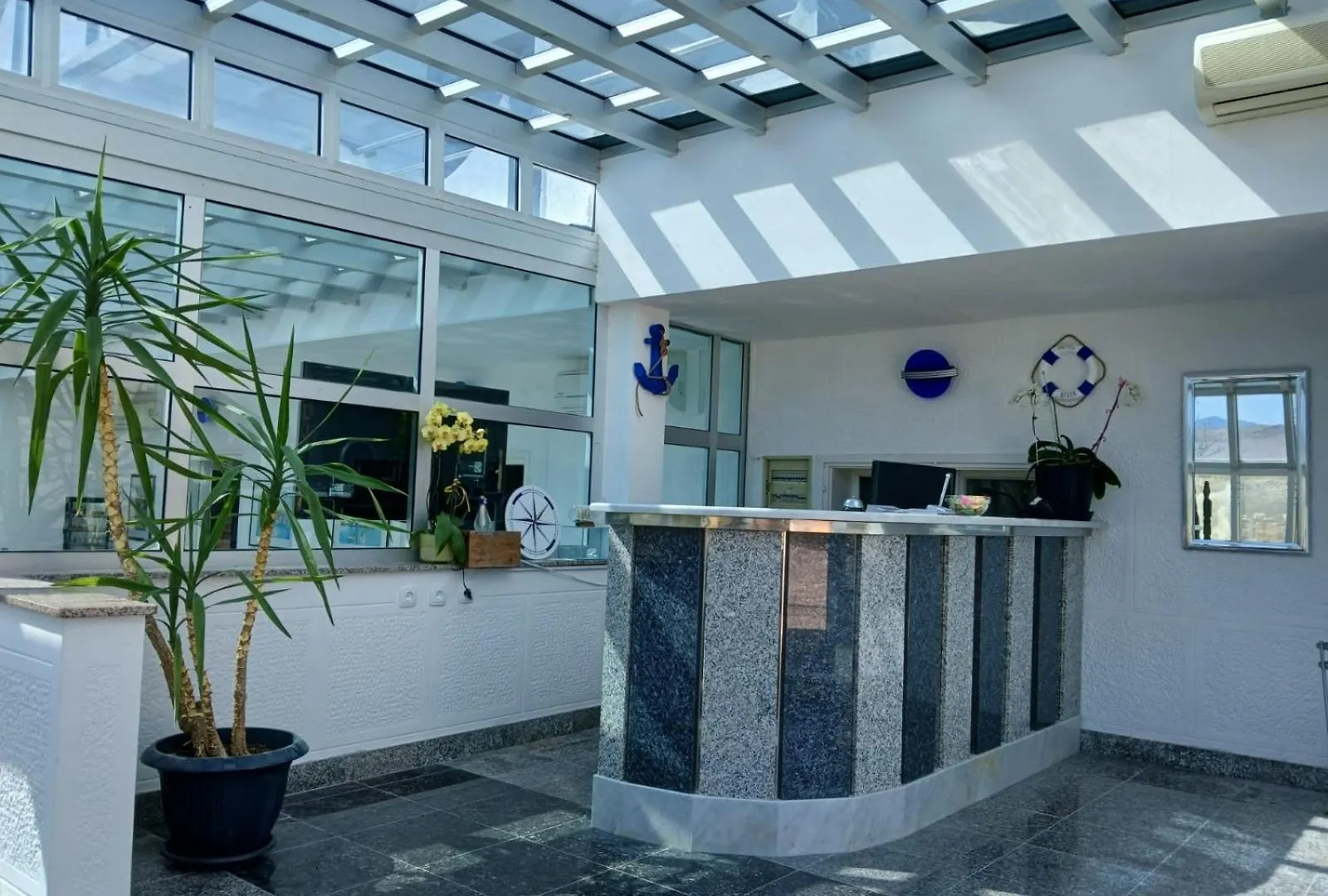 Hotel Biser Pag Town