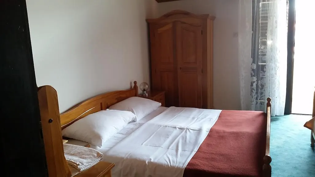 פג Hotel Biser