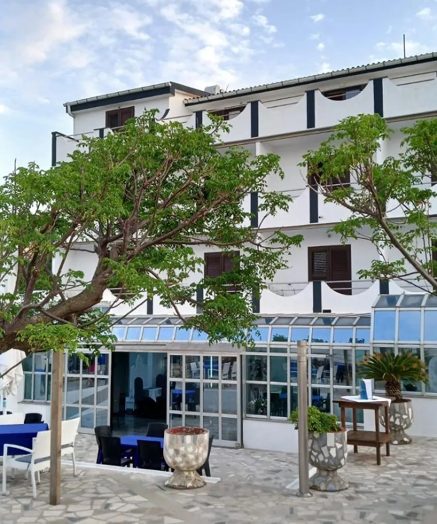 Hotel Biser Pag Town